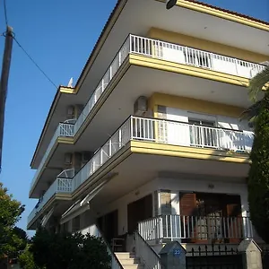 Iris Hotel